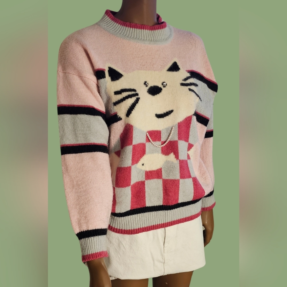 Vintage Pink Cat and fish Sweater size M with pearls details adorable and unique - Picture 3 of 8